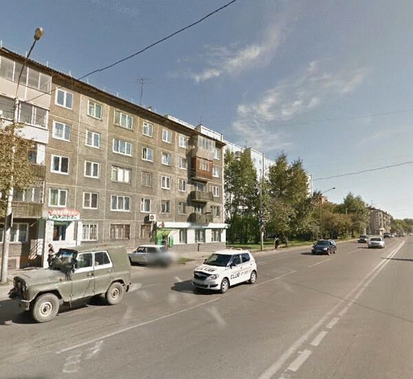 Банкомат Сбербанка России по адресу ул. Республики,  66