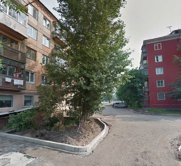 Банкомат банка Югра по адресу просп. им. газеты «Красноярский Рабочий»,  д. 111