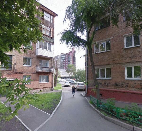 Банкомат Совкомбана по адресу просп. Свободный,  д. 47